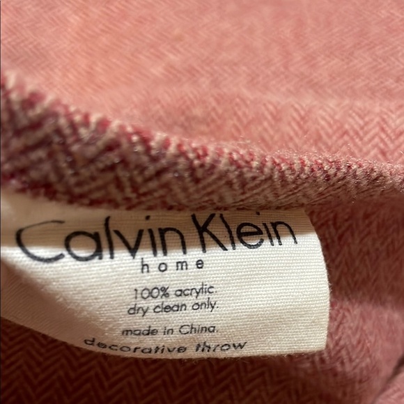Calvin Klein Knit Decorative Throw Blanket - Picture 2 of 6